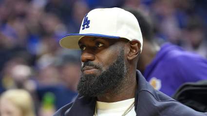 Insider Drops Concerning Update On LeBron James’ Lakers Future
