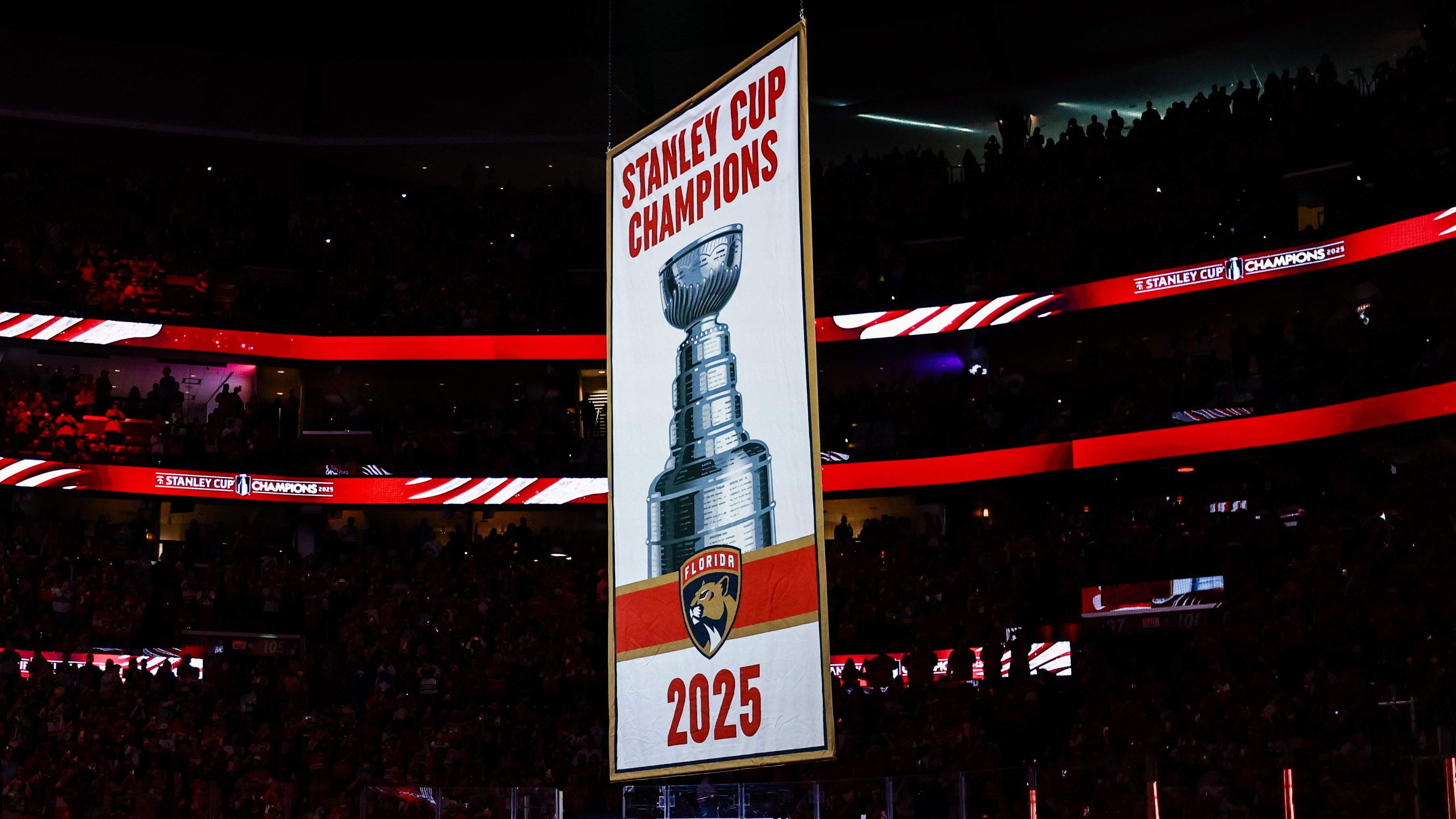 Fans React to Empty Seats at Florida Panthers Home Opener