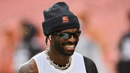 Shedeur Sanders’ First Move After Browns Blowout Turns Heads