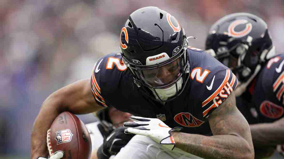 DJ Moore Sends Clear Message to Bears Fans Over Criticisms