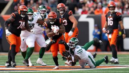 Jets Lose Starter to Pec Tear, Season in Jeopardy