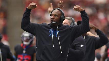 Texans Add Former Patriots Playmaker, Cut Recent Draft Pick Before Broncos Game