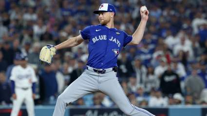 Blue Jays Trade Idea Lands Reds’ Reliever in Player-Swap Deal for Eric Lauer After Hunter Greene News