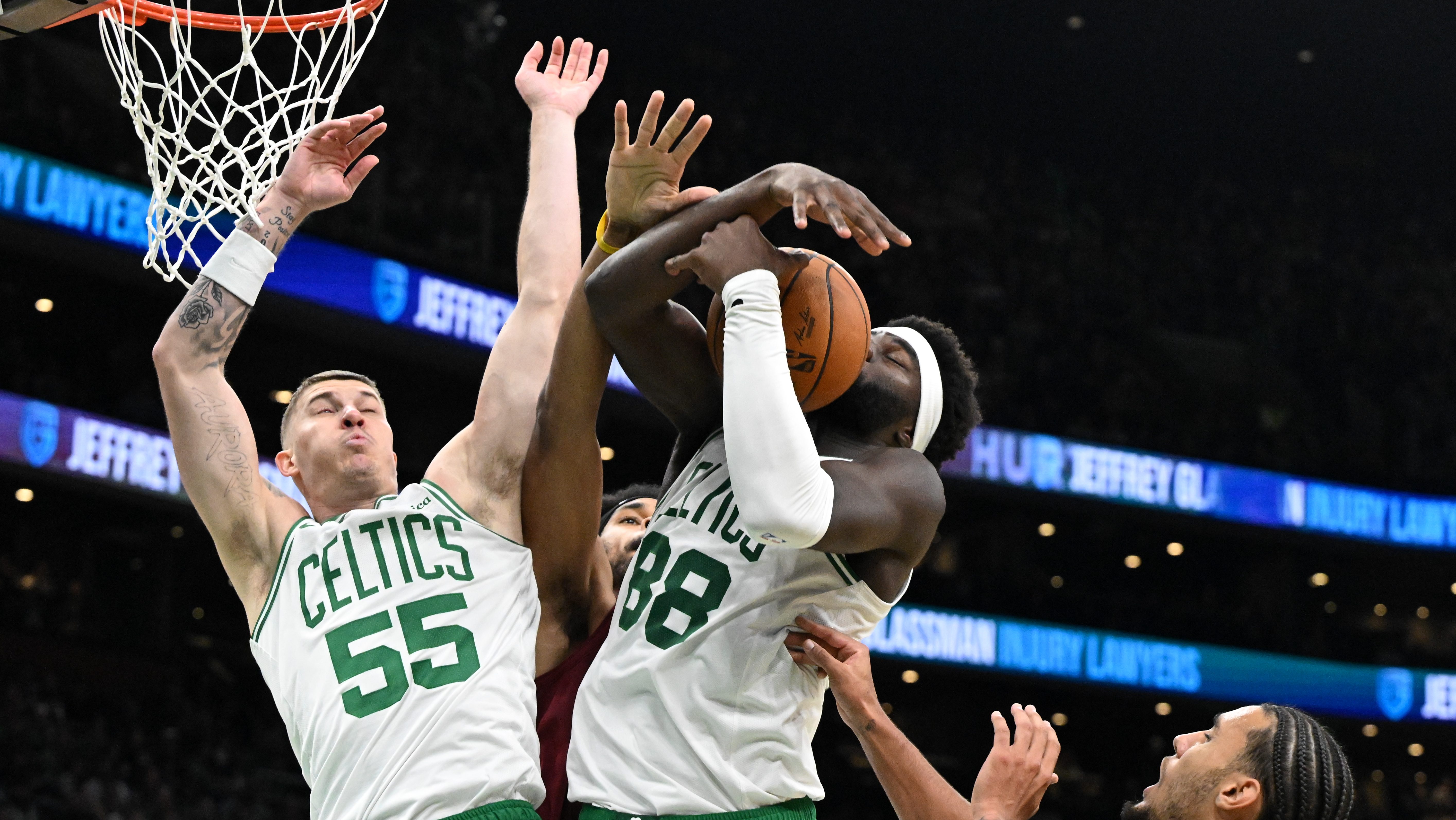 Celtics, Jaylen Brown Use 3-Pointer Barrage to Defeat Cavaliers