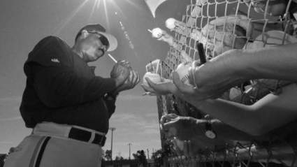 Blue Jays Bring Back Icons for World Series First Pitches