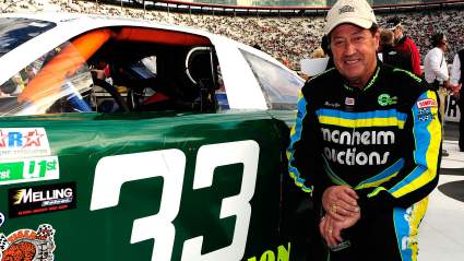 Harry Gant Goes from Homebuilder to NASCAR Hall of Famer
