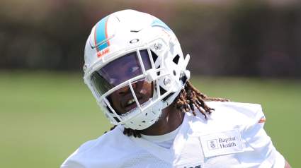Dolphins Proposed Trade Flips RB to Chiefs For Draft Capital