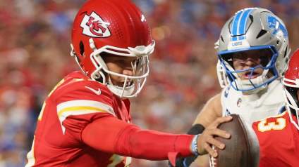 Clip of Patrick Mahomes & Aidan Hutchinson Goes Viral After Chiefs vs. Lions
