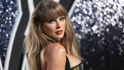Travis Kelce, Taylor Swift Relationship Rated by Unlikely Source