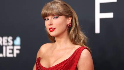 Taylor Swift Reveals Real Reason For Super Bowl Halftime Decision
