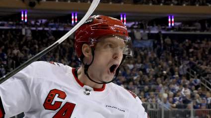 Maple Leafs Target Signs in KHL: Report