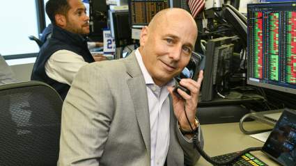 Yankees Finalizing Deal with Versatile Left-Handed Reliever