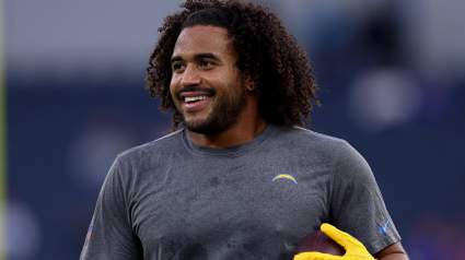 49ers Sign Former Vikings All-Pro LB Amid Injury Issues