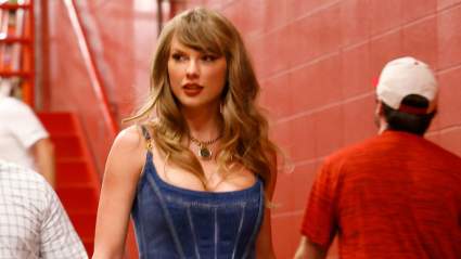 Taylor Swift News Surfaces Amid Chiefs-Cowboys Game