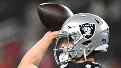 Ex-Raiders QB Signs With Team That Cut Him Earlier in the Season