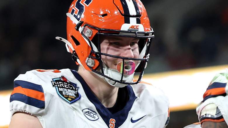 Giants sign Maximilian Mang in Week 13 roster moves.