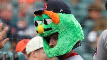 Red Sox Fans Salivate Over Superstar’s Mysterious Status Clue