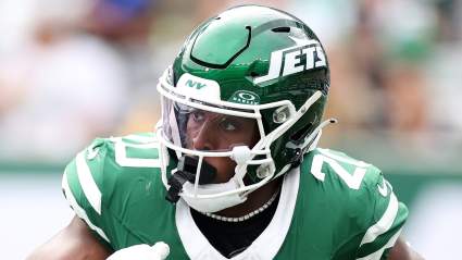 Jets’ Breece Hall Predicted to Receive Josh Jacobs Deal in 2026 Free Agency