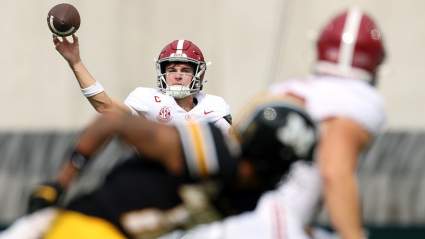 Geno Smith’s Raiders Replacement Predicted to Be Record-Breaking QB
