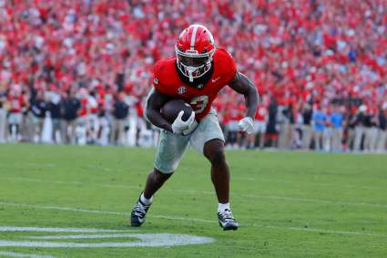Georgia’s Nate Frazier Runs All Over Mississippi State’s Defense in 181-Yard Day