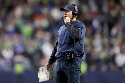 Seahawks Cut Ties With Huskies Legend to Add Ex-Bears Draft Pick Before Titans Game
