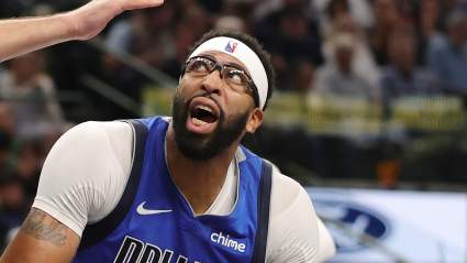 Mavericks Make Decision on Anthony Davis’ Return
