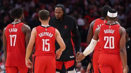 NBA Cap Expert Pushes Trade That Makes Rockets Title Favorites