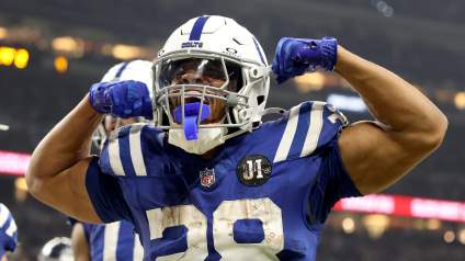 Vikings to ‘Inquire’ About Jonathan Taylor, as RB’s Wife Hints at Big Changes
