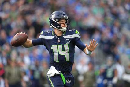 Sam Darnold Sends ‘Incredible’ Message on Seahawks OL Before Rams Game