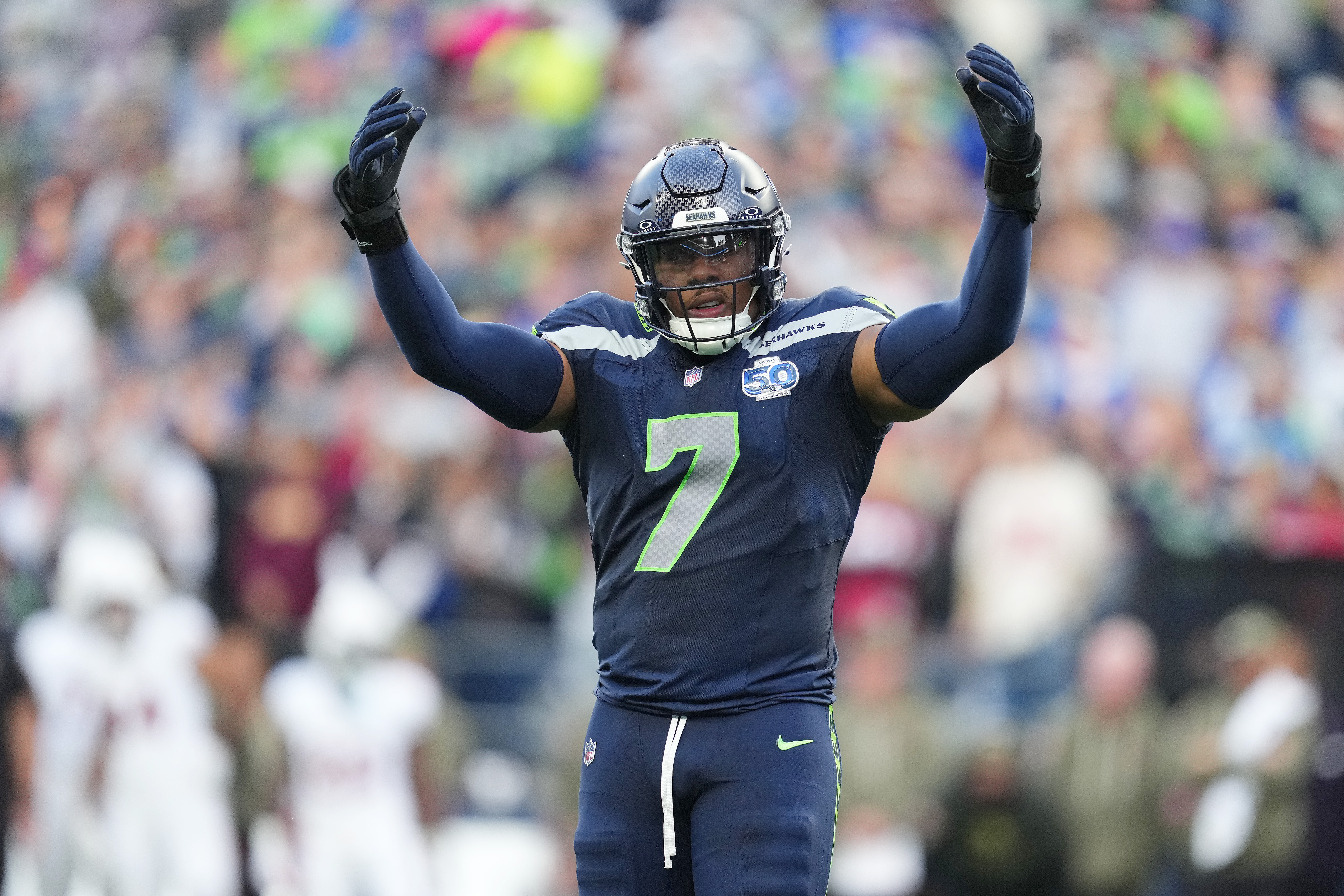 Seahawks LB says Drake Maye was the Patriots’ whole team.
