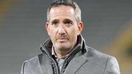 Analyst: Eagles Could ‘Rescue’ $160 Million All-Pro From Awful Team