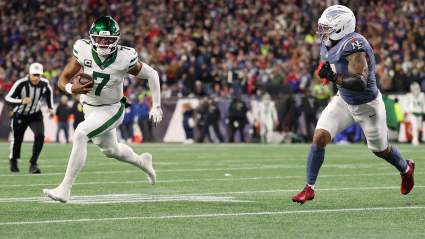 Aaron Glenn Shares 3 Words About Benching Jets QB Justin Fields