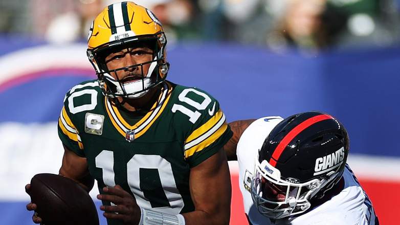 EAST RUTHERFORD, NEW JERSEY - NOVEMBER 16: Jordan Love #10 of the Green Bay Packers in action against the New York Giants during their game at MetLife Stadium on November 16, 2025 in East Rutherford, New Jersey. (Photo by Al Bello/Getty Images)