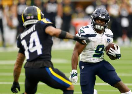 Seahawks Get Relieving Kenneth Walker News Just Hours Before Kickoff
