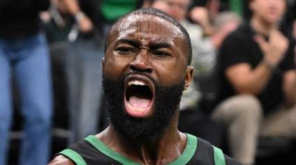 Celtics’ Jaylen Brown Sends Message On “Big-Time Performance” From Amari Williams