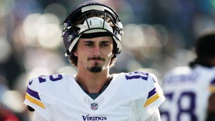 Vikings Logical Landing Spot for $14 Million Signal-Caller Amid QB Woes