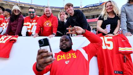 Chiefs Out On Reunion With Beloved 324-Pound Lineman: Reports