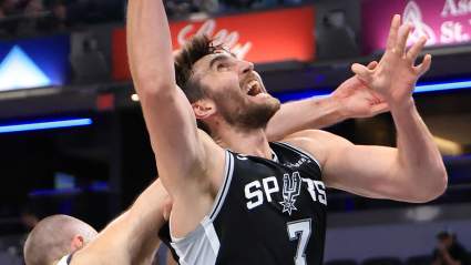 Luke Kornet Begs For Hawks To Cancel Strip Club Celebration