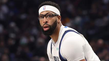 Mavericks Share Encouraging Update on Anthony Davis’ Injury