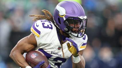 Vikings’ Aaron Jones Sr. Makes Feelings Clear on Packers Game
