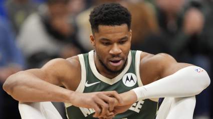 Giannis Antetokounmpo Not Talking To Bucks But His Agent Has
