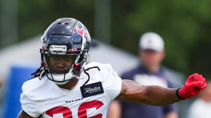 Raiders Sign Speedy Ex-Texans DB Ahead of Season Finale vs. Chiefs