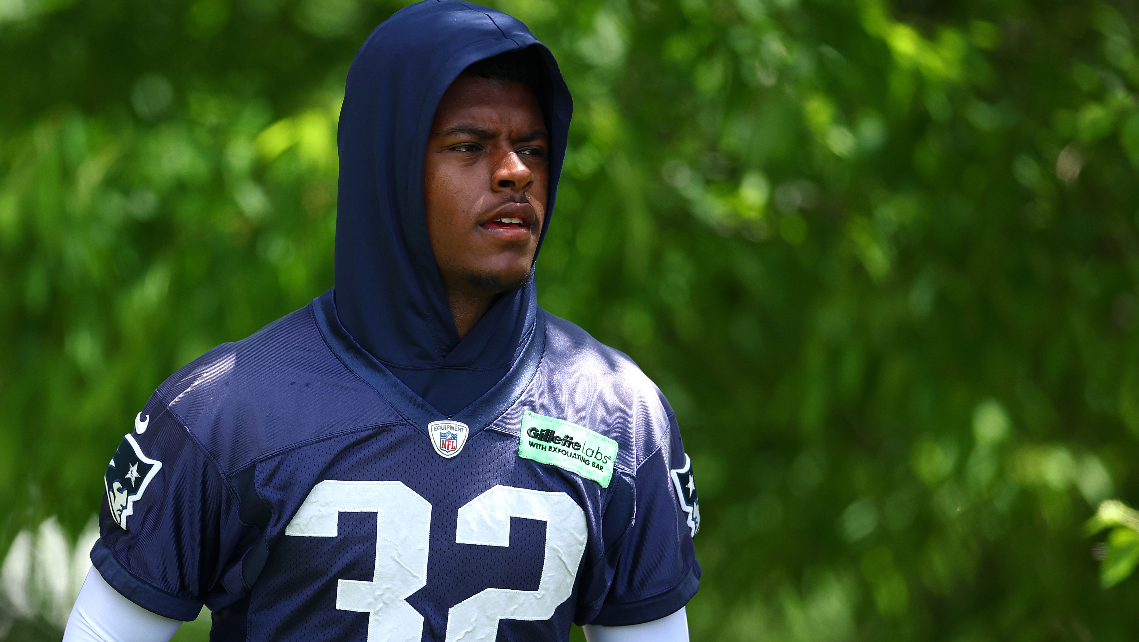 Patriots’ Jaylinn Hawkins sends message to Terrell Williams amid great news