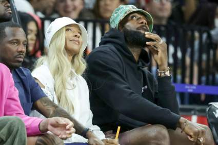 LeBron James Camp Makes Concerning Statement on Lakers Title Odds