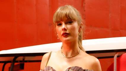 Taylor Swift News Surfaces During Chiefs-Chargers Game