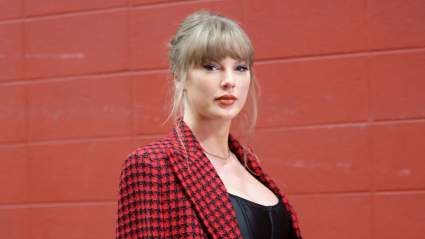 Taylor Swift Makes Big Move Before Chiefs Christmas Game