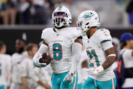 Colts Lose Veteran Linebacker to Buccaneers After Seahawks Loss