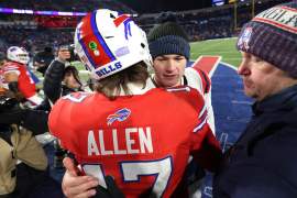Bills QB Josh Allen Sends Strong Message on Drake Maye’s Struggles