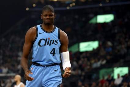 Toronto Raptors Sign Former Lottery Pick to 1-Year Deal