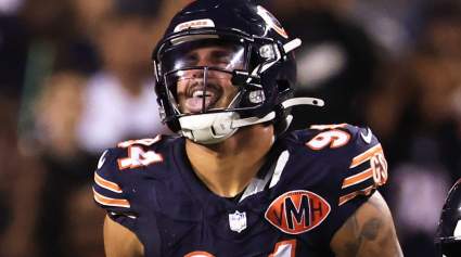 Bears DE Austin Booker Breaks Silence on Hit That Ended Jordan Love’s Game